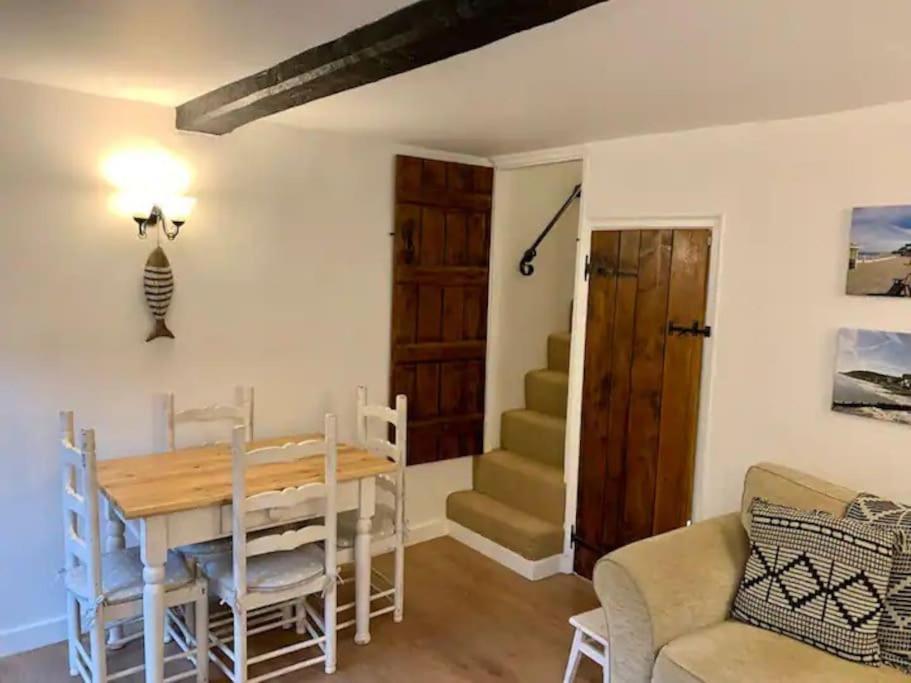 Haven Cottage, Golden Square Cromer Bagian luar foto